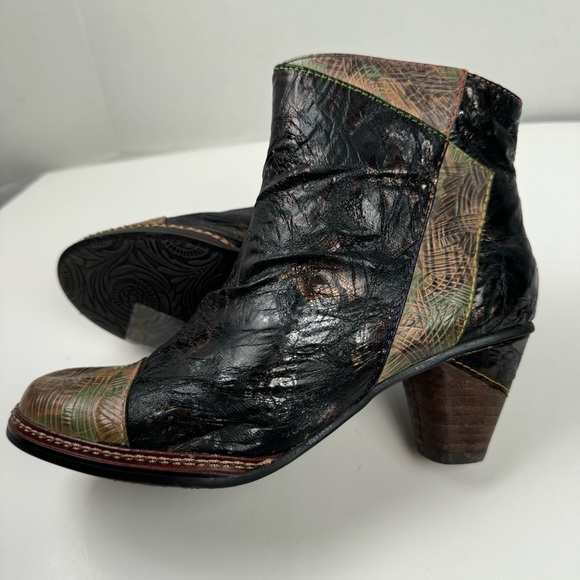 Laura Vita Italy Leather Alizee Acier (Gunmetal) Boho Block Heel Ankle Boots